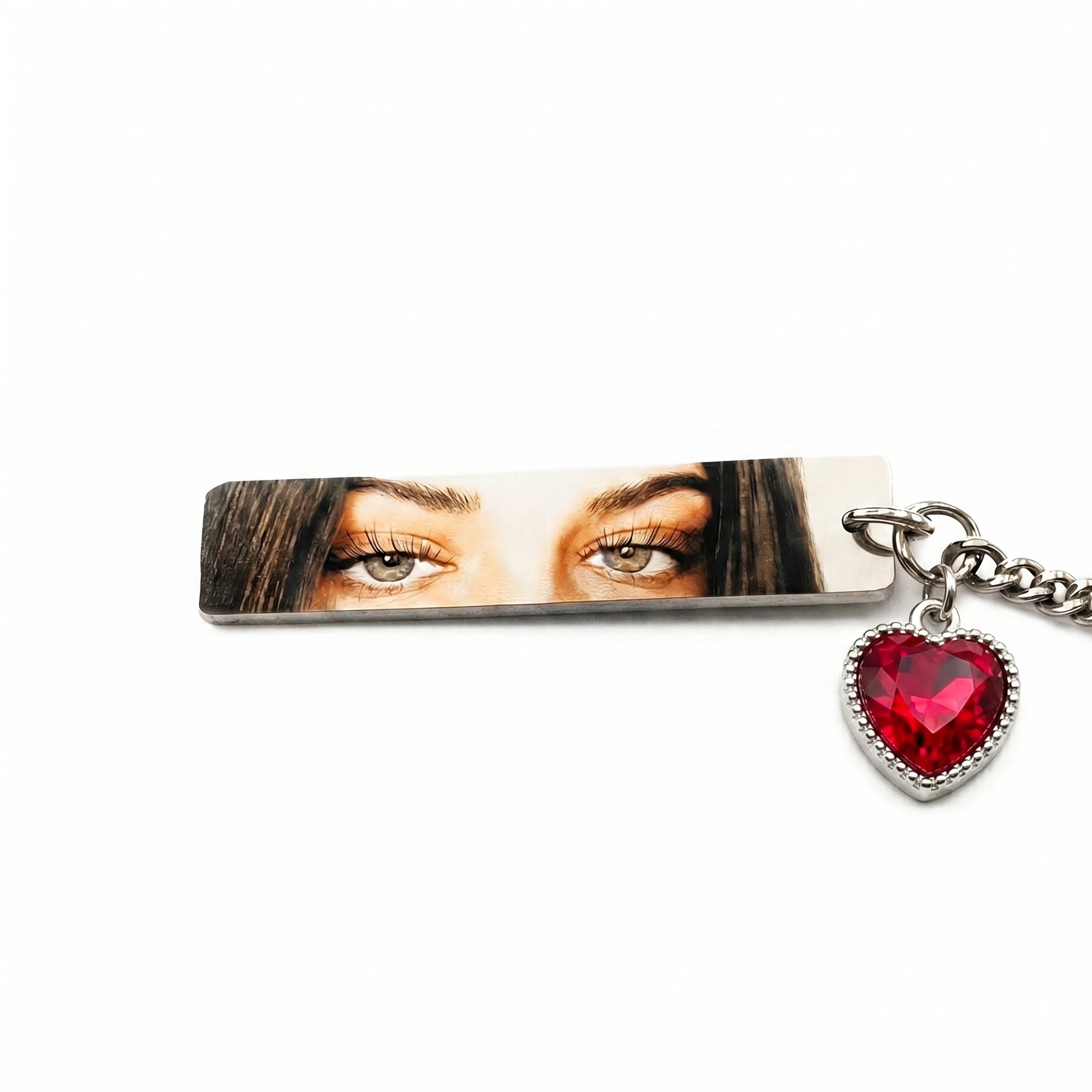 Llavero Mirada Eterna con charm de Corazón