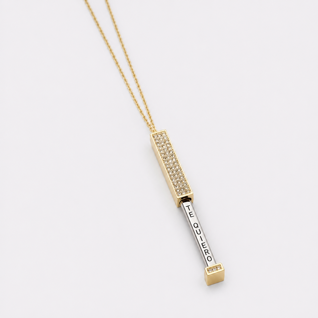 Collar «Te quiero» dorado abierto, con la barrita grabada a la vista