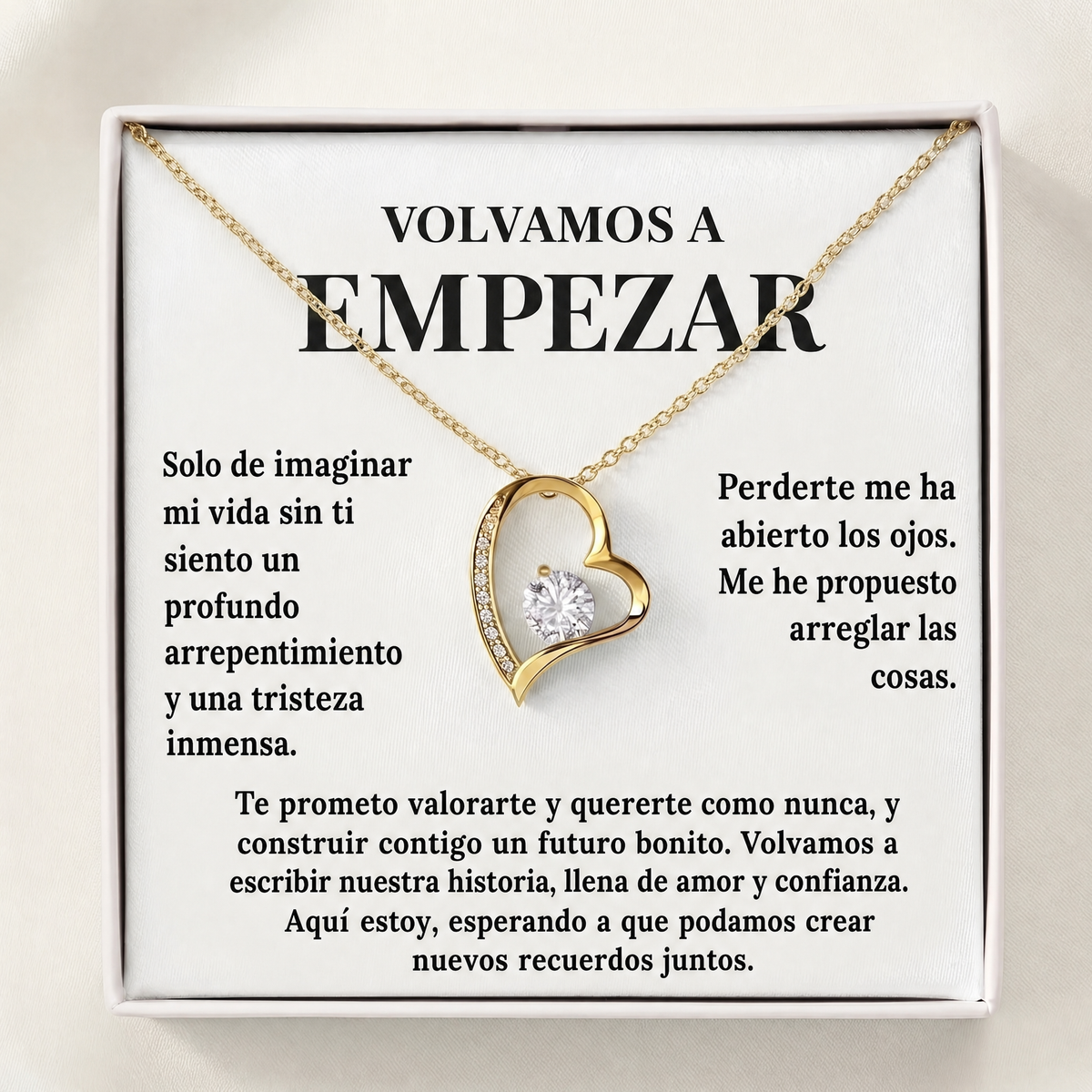 Collar de corazón con baño de oro amarillo en el estuche estándar, con la tarjeta «Volvamos a empezar»